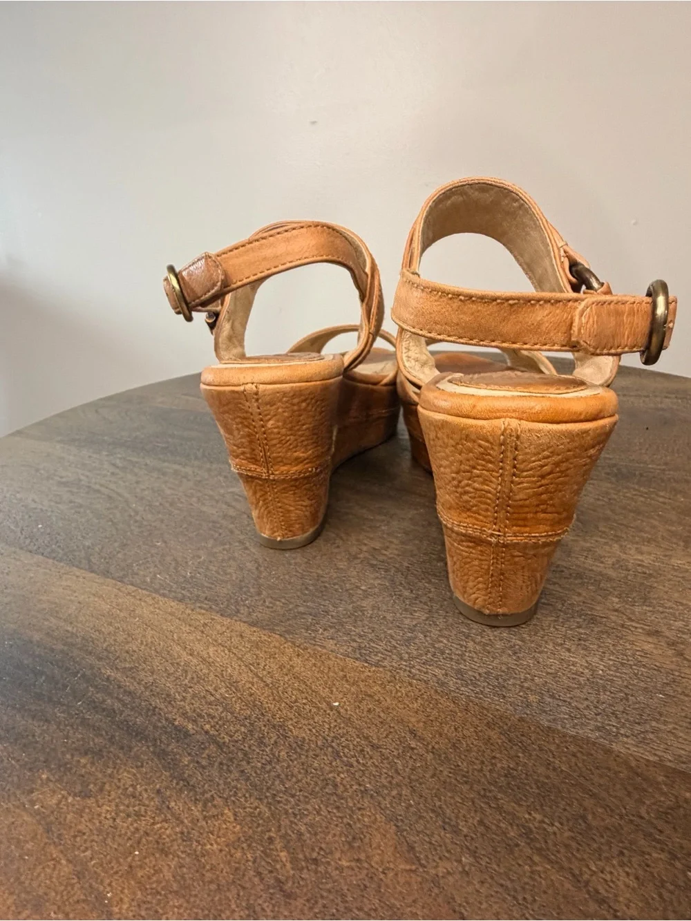 Frye Carlie Sling Wedge Sandels Size 6.5